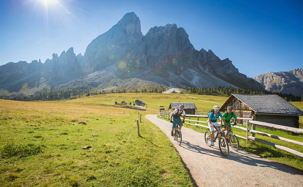Pros And Cons Of An Organised Cycling Trip