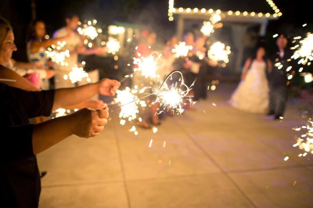 4 Lovely Heart Shaped Wedding Favor Ideas